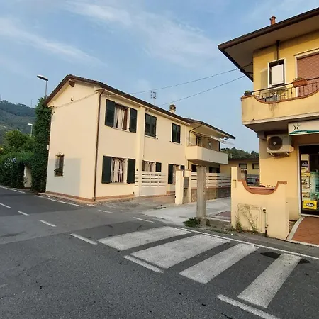 Casa Chiara Hébergement de vacances Carrare